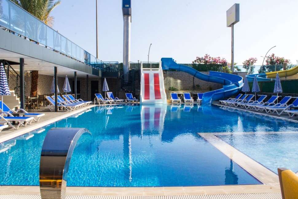 Relax Beach Hotel cover