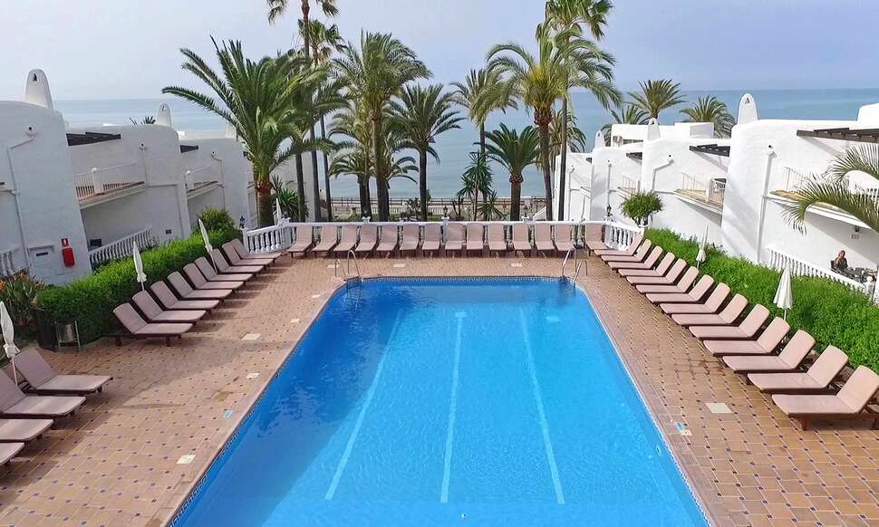 Macdonald Leila Playa Resort cover