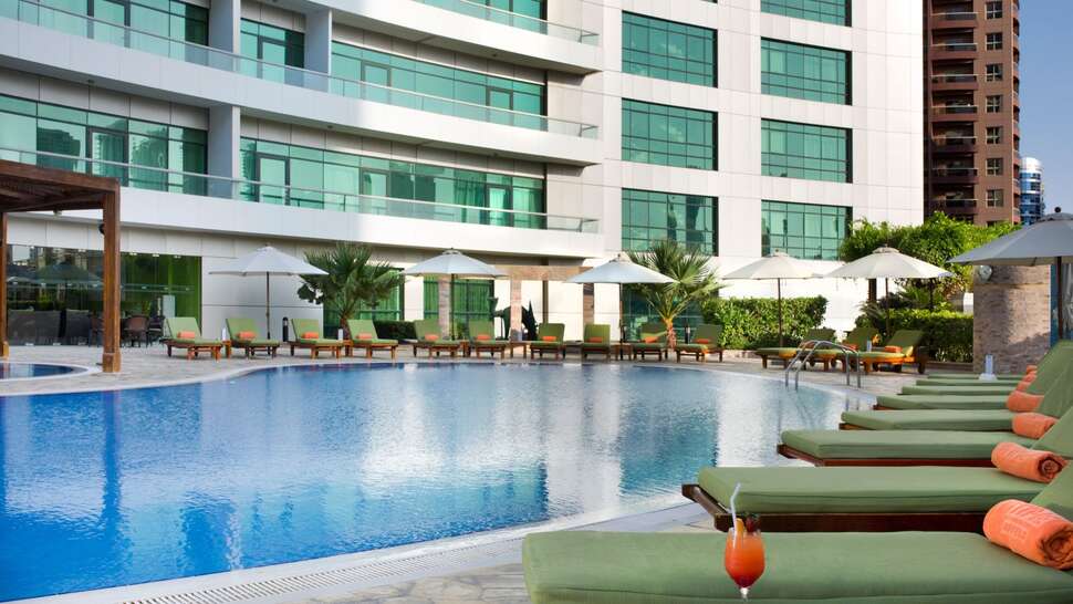 Time Grand Plaza Hotel