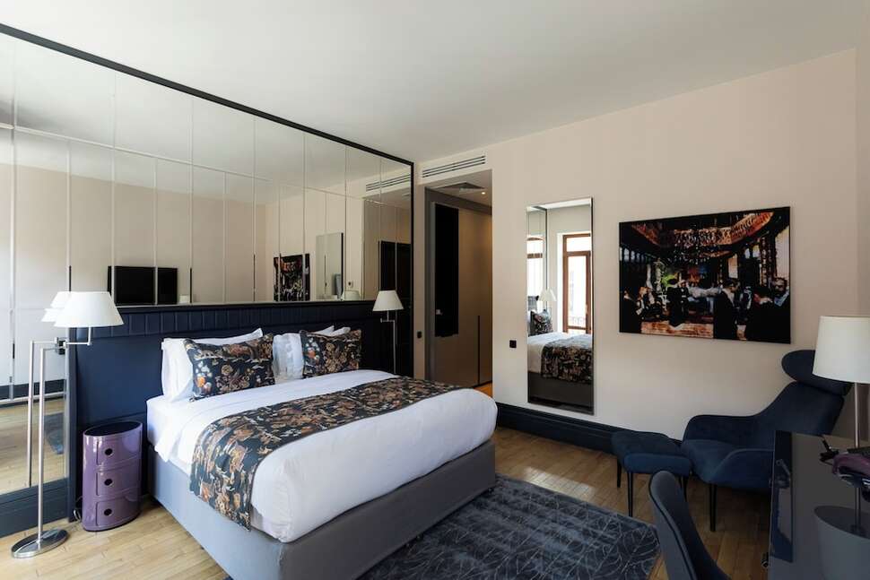 Hotel Puris Moedani cover