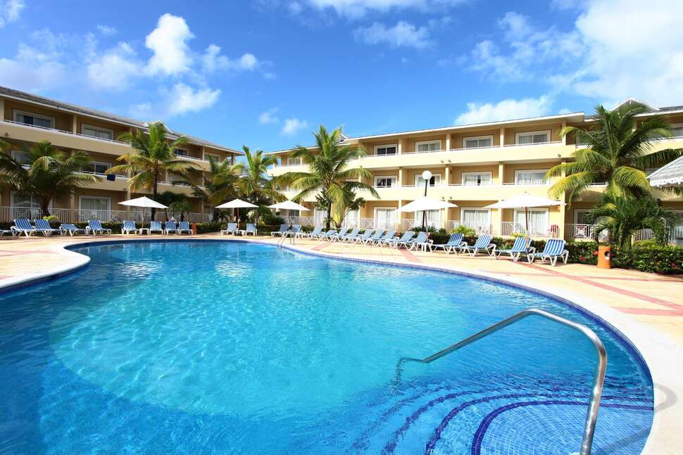 Grand Bahia Principe El Portillo cover