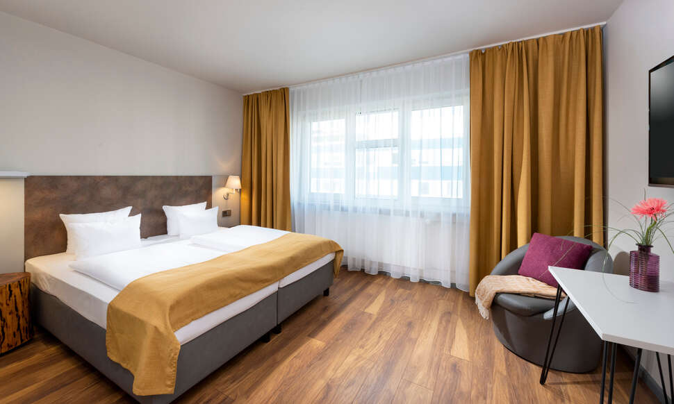 Sorat Hotel Ambassador cover