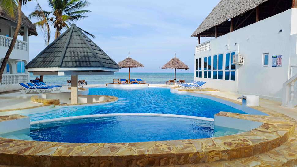 The Dream of Sau Inn Beach Hotel cover