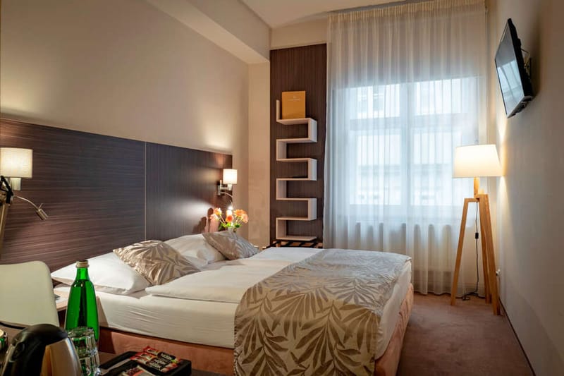 Pytloun Kampa Garden Hotel Prague cover