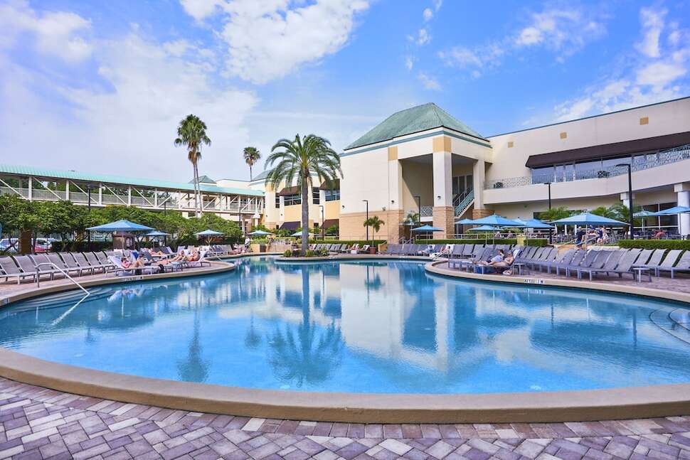 Rosen Plaza Hotel cover