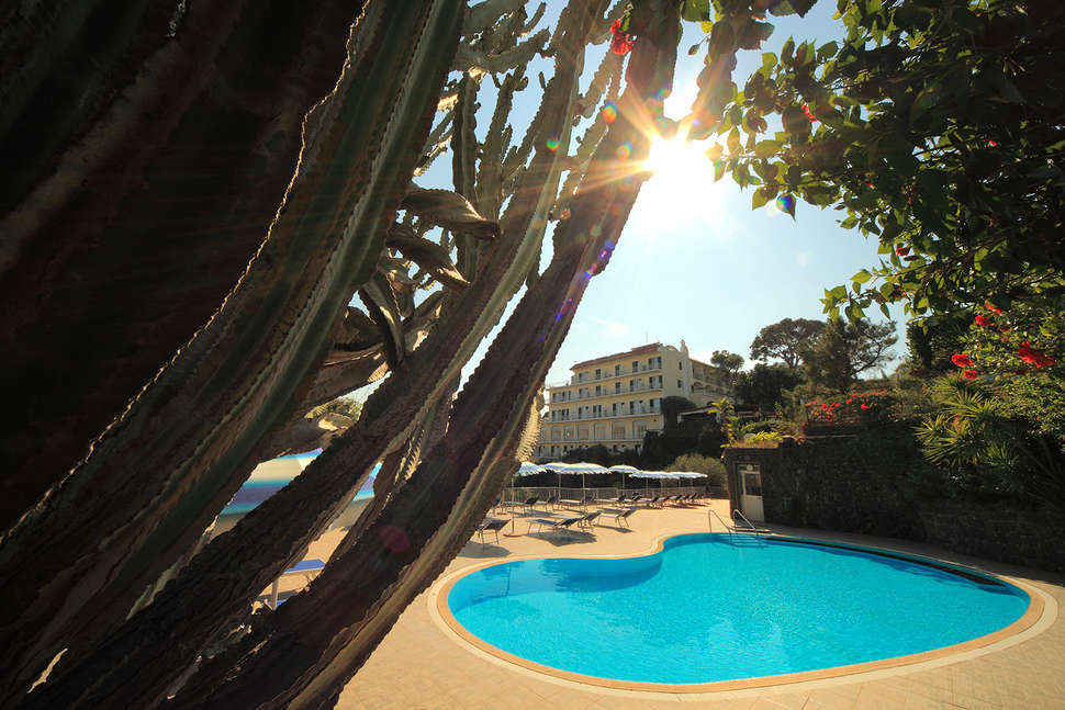 Hotel Hermitage & Park Terme cover
