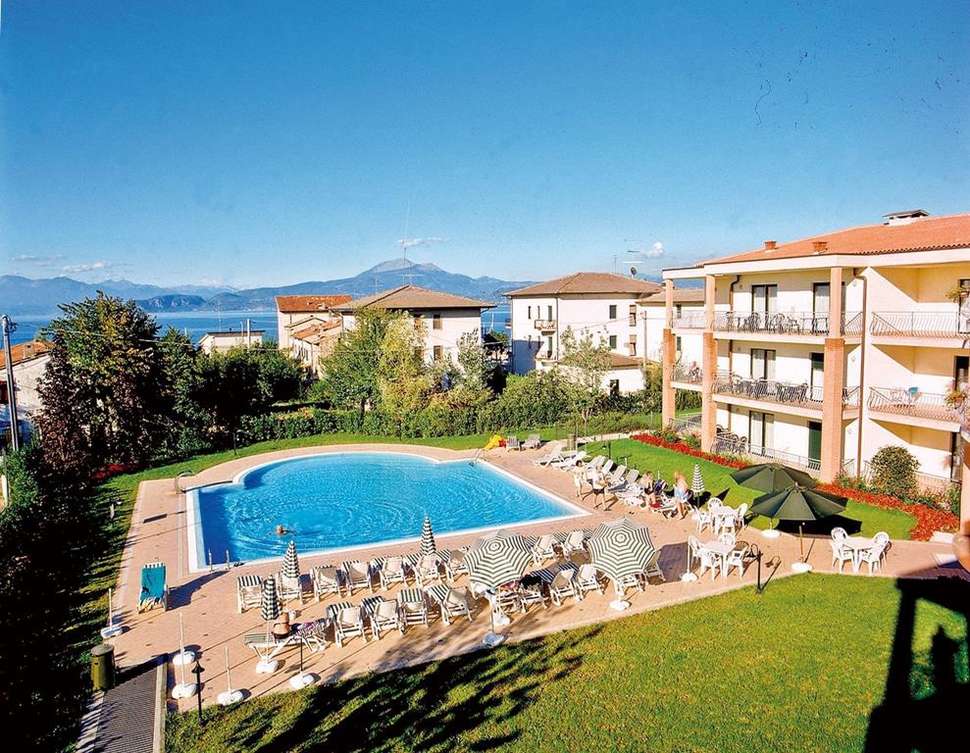 Nettuno Residence Hotel cover