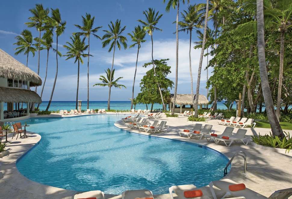 Impressive Premium Resort & Spa cover