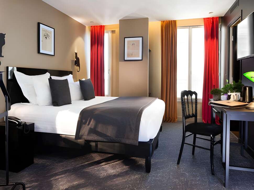 Hotel Le Chat Noir