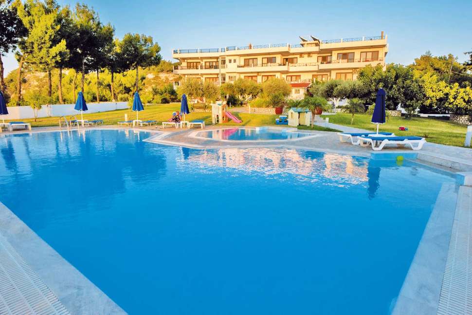 Helena Christina Aparthotel cover