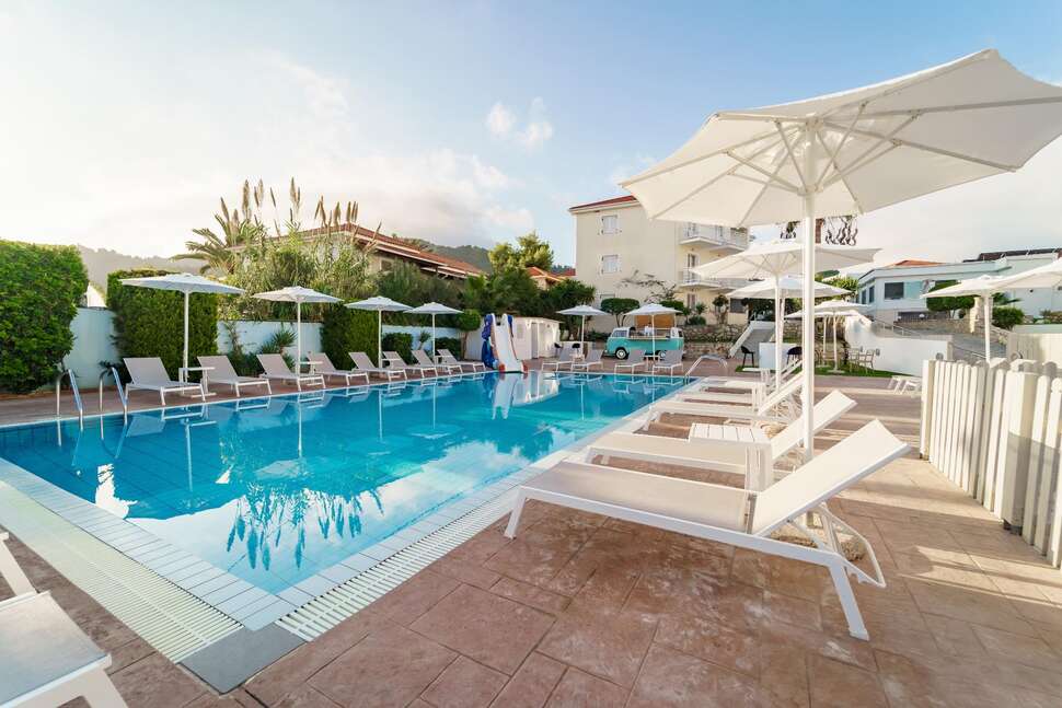 Diana Palace Hotel cover