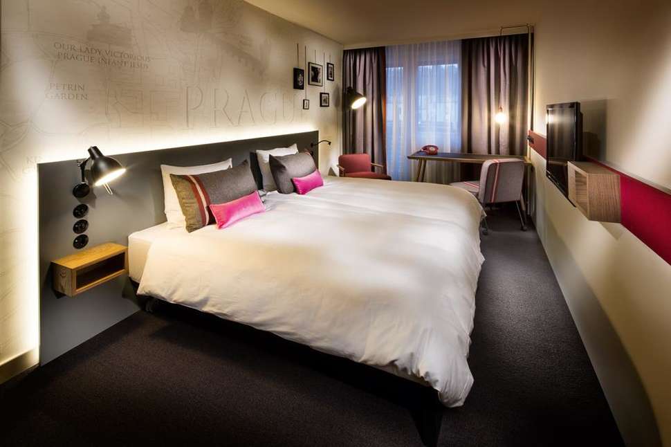 Hotel Pulse8