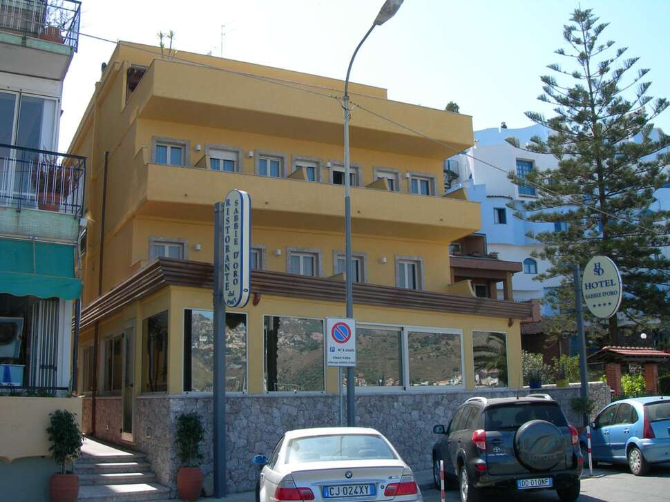 Hotel Sabbie dOro cover