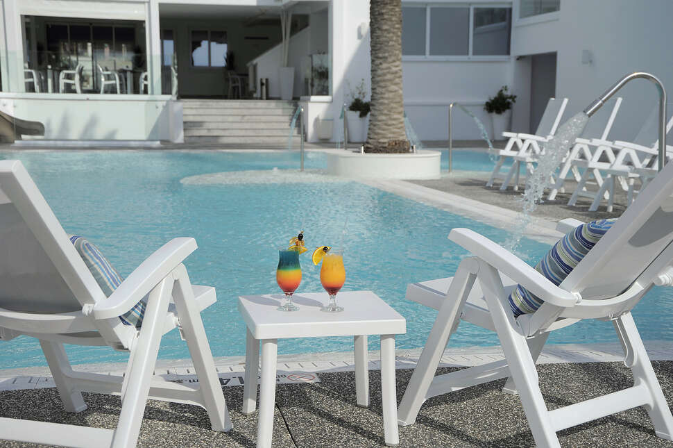 Liquid Hotel Appartementen cover