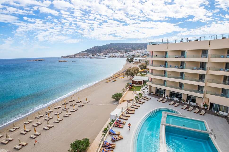 Konstantinos Palace cover