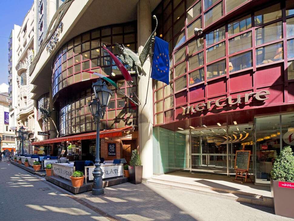 Mercure Budapest City Center Hotel cover