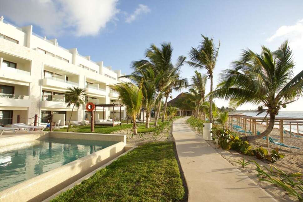 Akumal Bay Beach & Wellness Resort cover
