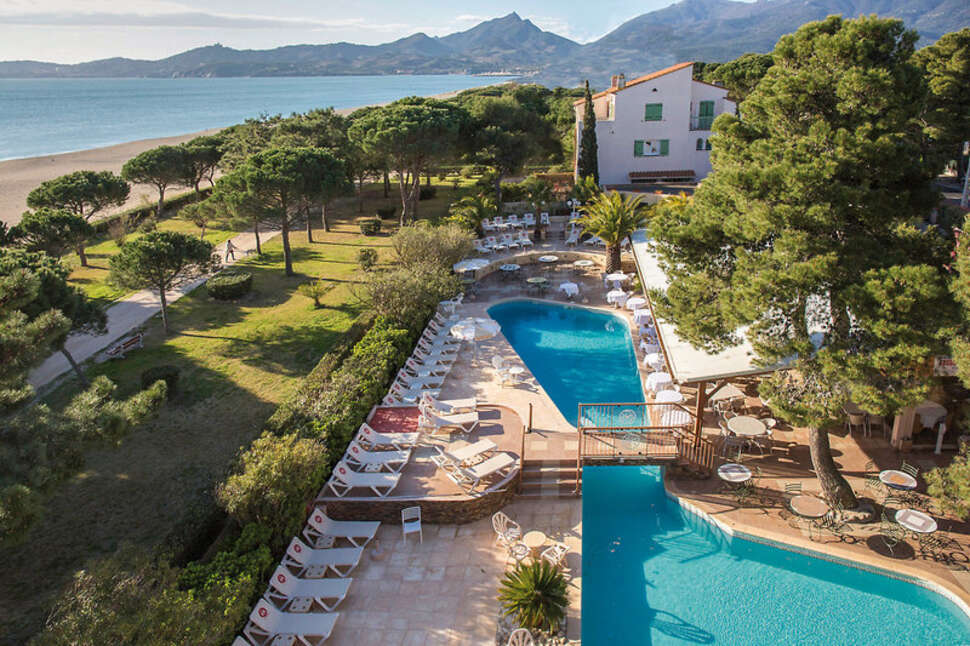 Hotel Le Lido cover