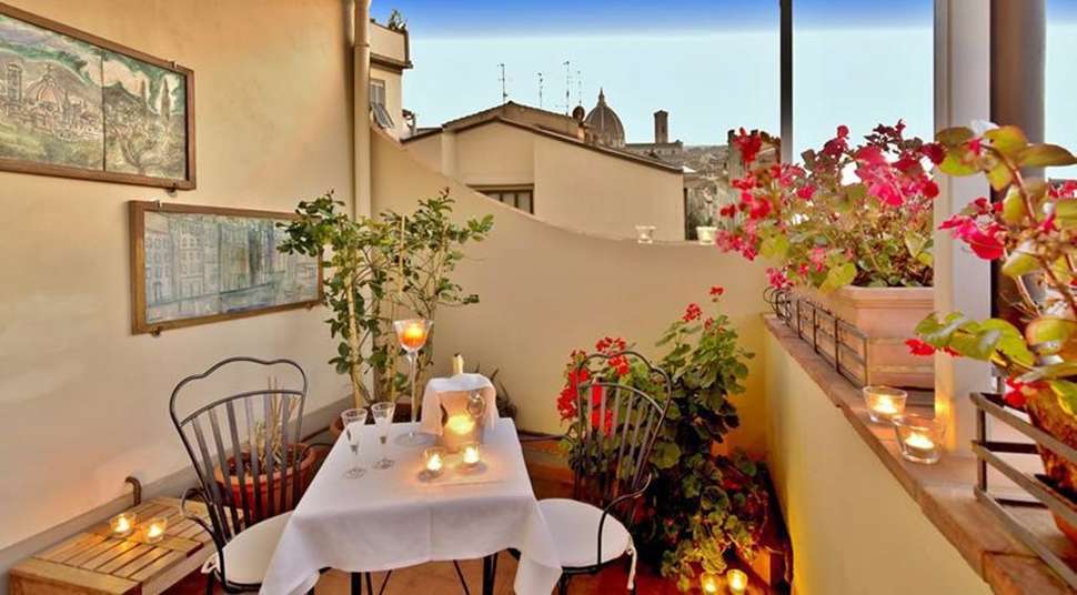 Hotel De La Pace