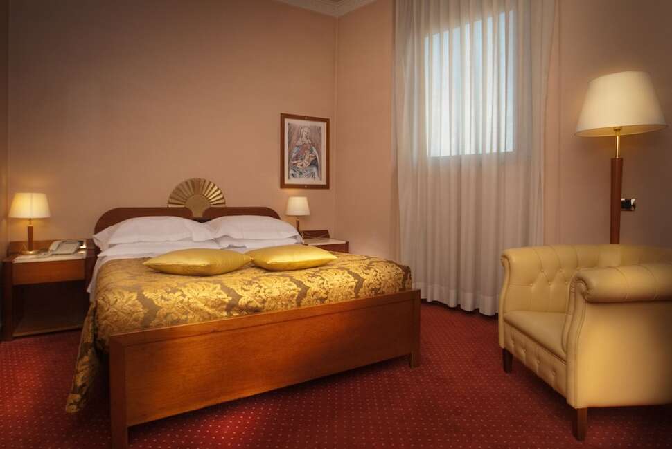 Hotel Roma Florence