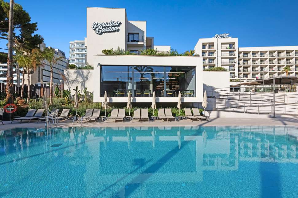 Paradiso Garden Hotel cover