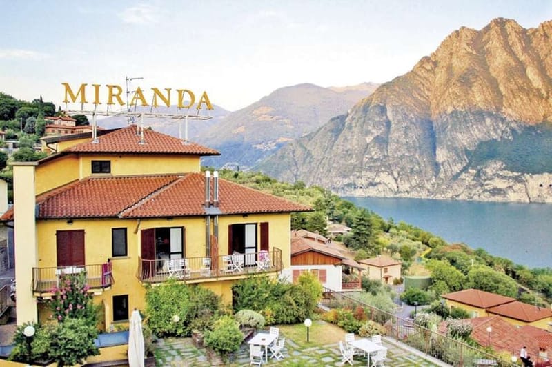 Hotel Miranda cover