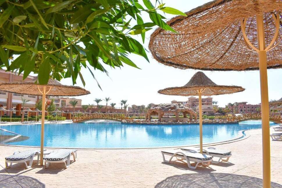 Parrotel Lagoon Resort cover