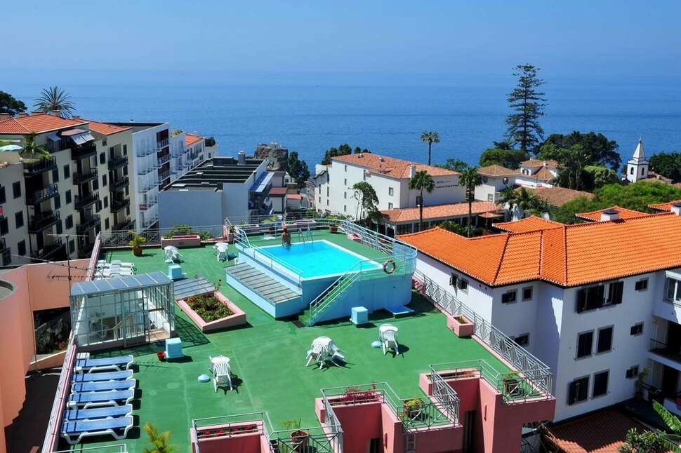 Aparthotel Imperatriz cover