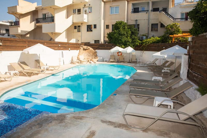 Alecos Hotel & Appartementen cover