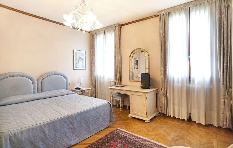 Park Villa Giustinian cover