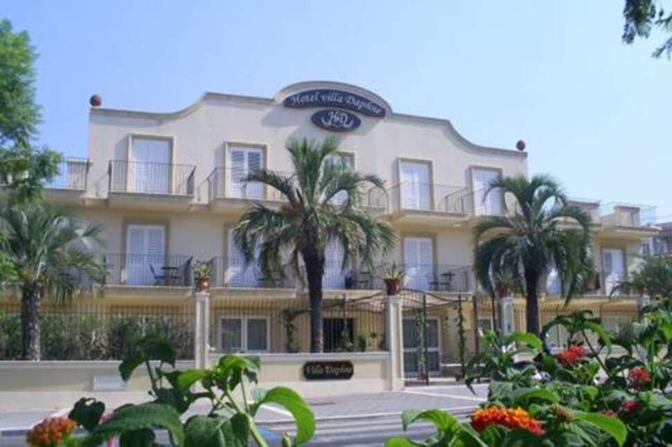 Hotel Villa Daphne cover