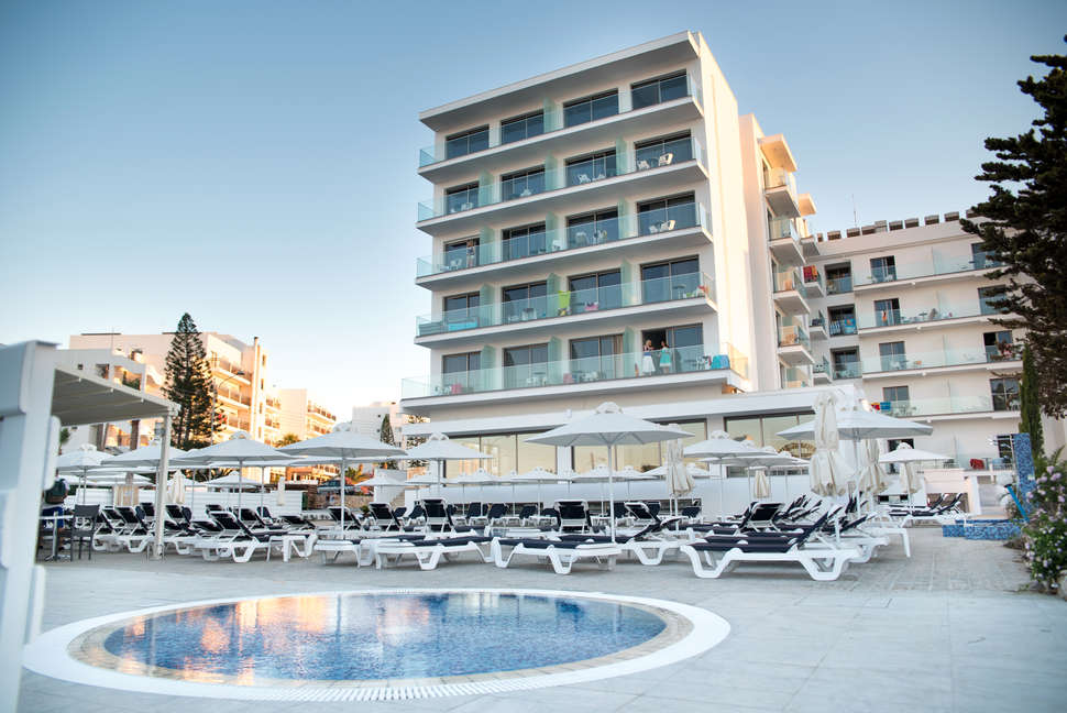 Mandali Hotel cover