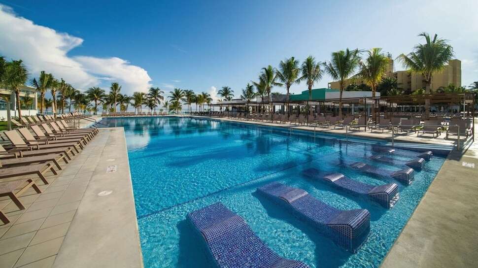 Riu Ocho Rios cover