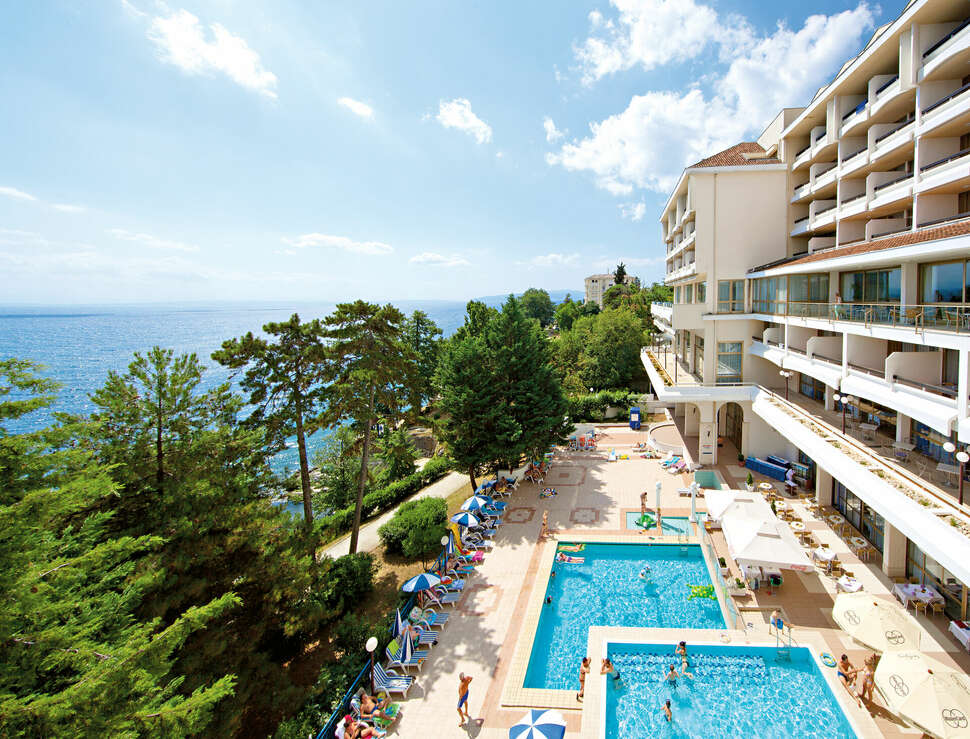 Remisens Family Hotel Excelsior cover