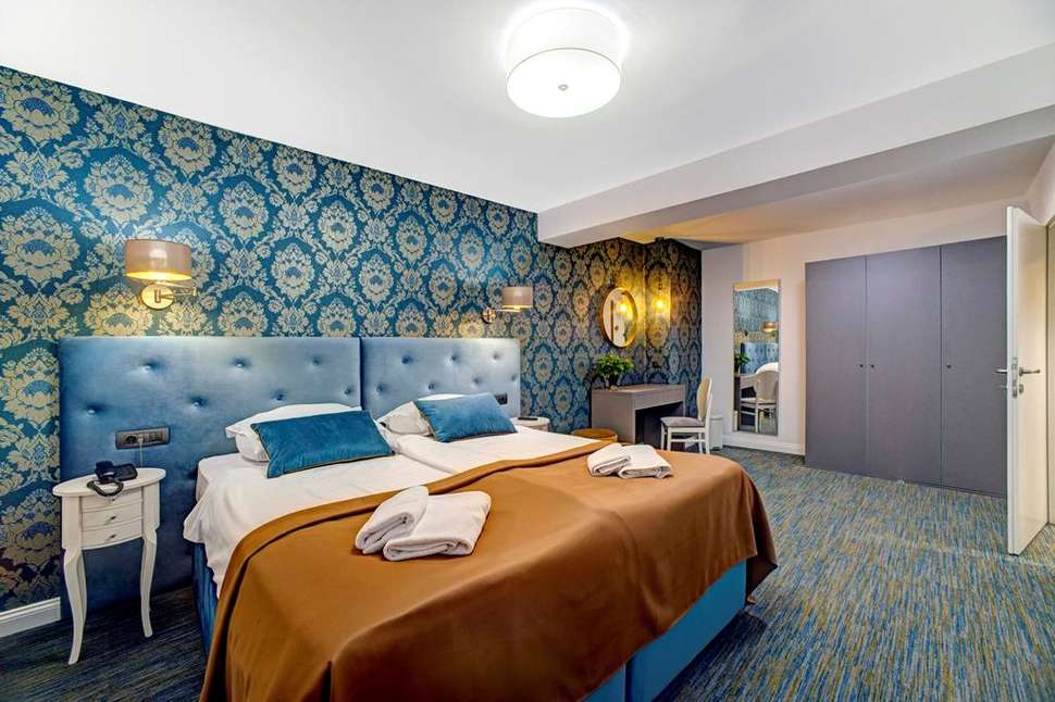 Hotel Skradinski Buk cover