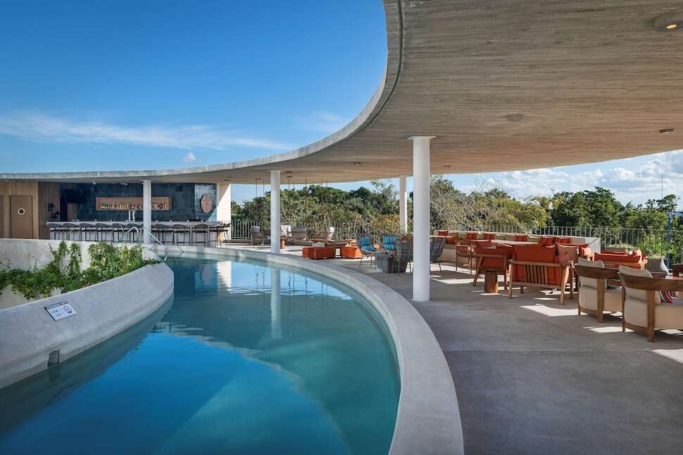 Hilton Garden Inn Cancun Airport cover