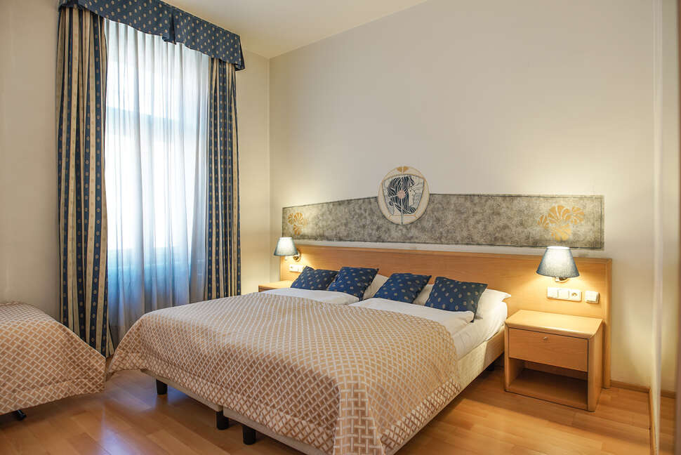 Hotel Tivoli cover