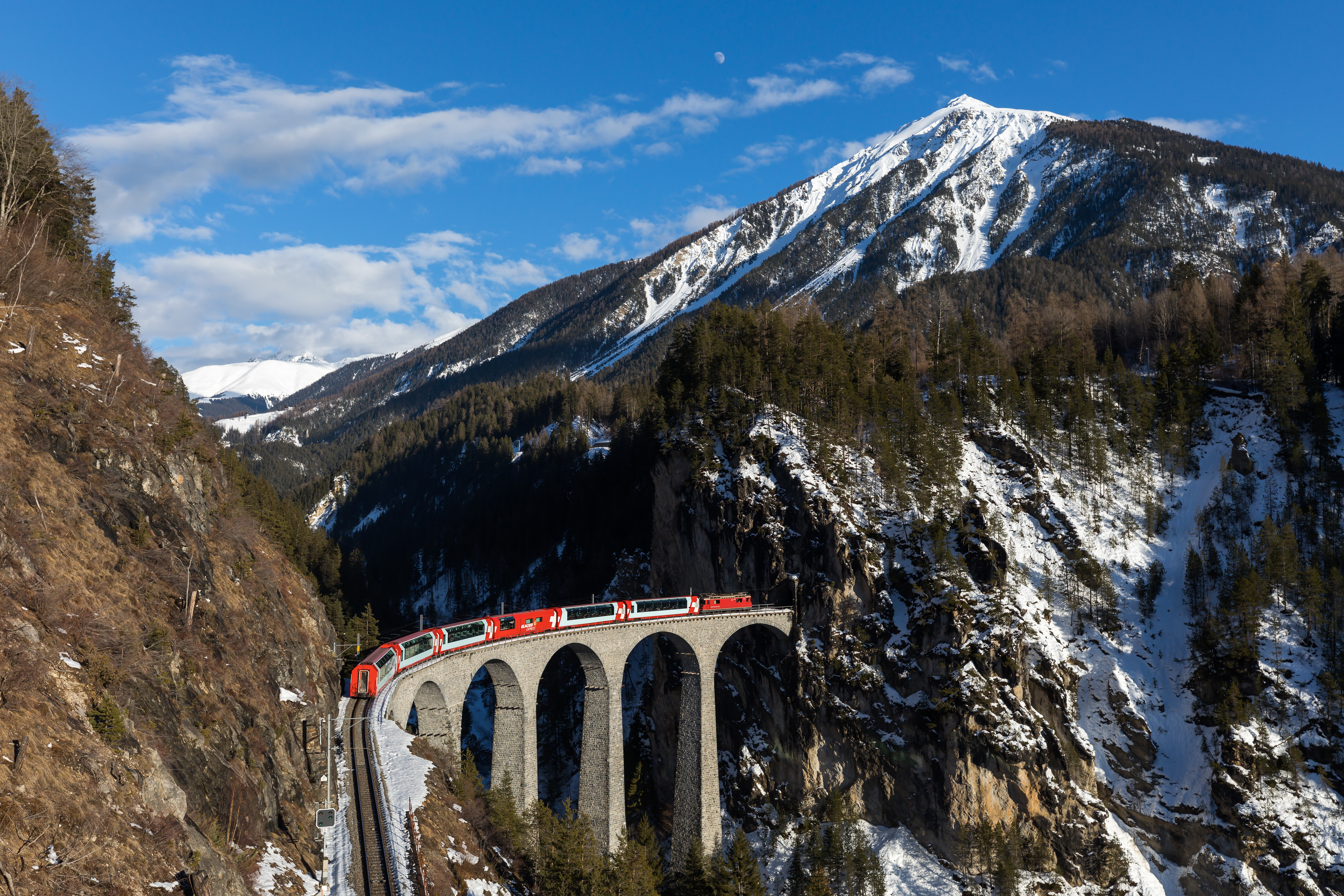 Glacier Express 2026/2027: prijs, route, tickets en de Bernina Express