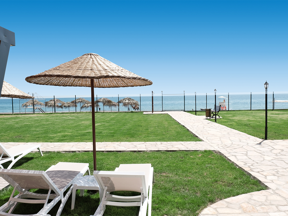 Club Turtas Beach Hotel – Tuin met zeezicht, Konakli