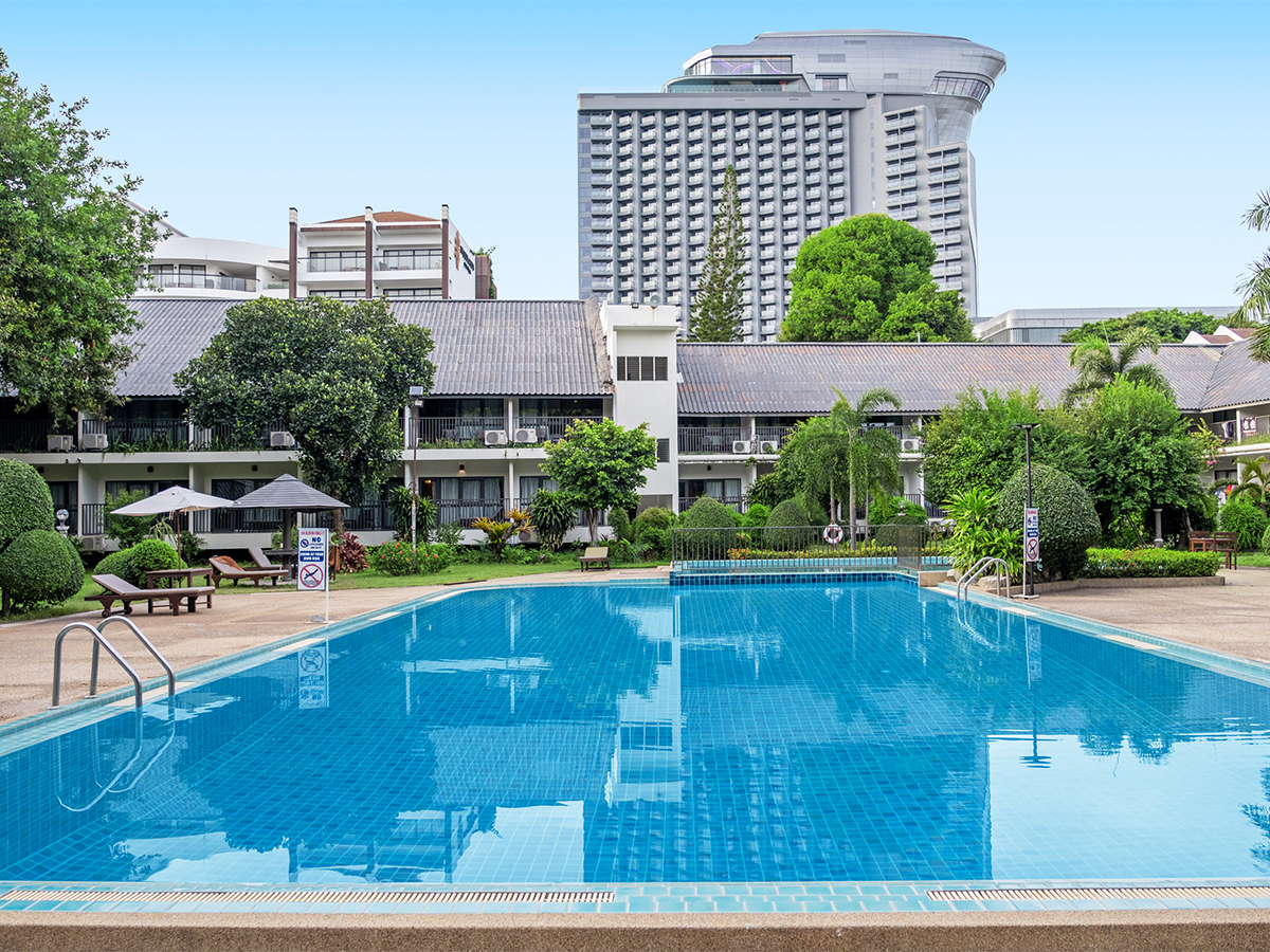 Sunshine Hotel & Residences – Zwembad met tuin, Pattaya