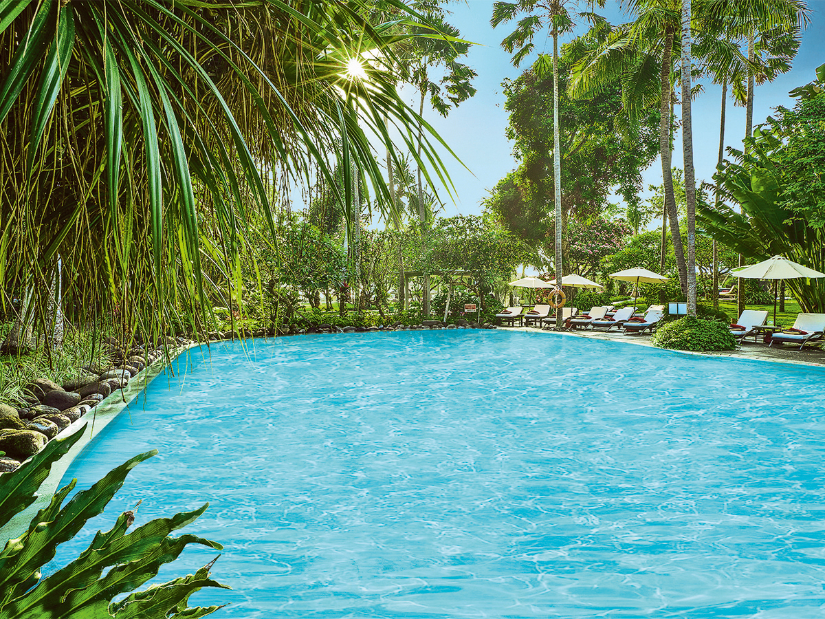 Segara Village Hotel – Zwembad in tropische tuin, Sanur