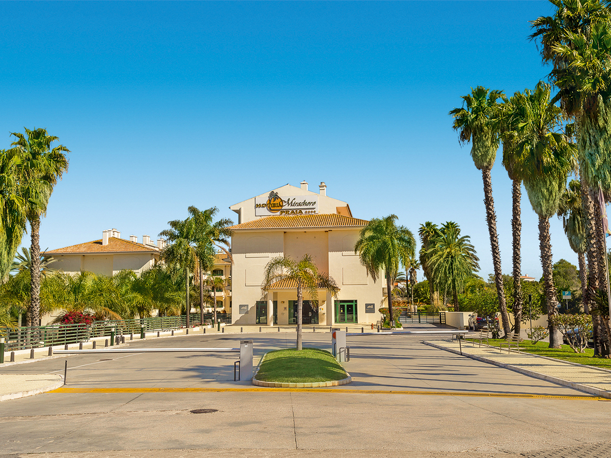 Mirachoro Carvoeiro – Hotelingang, Carvoeiro