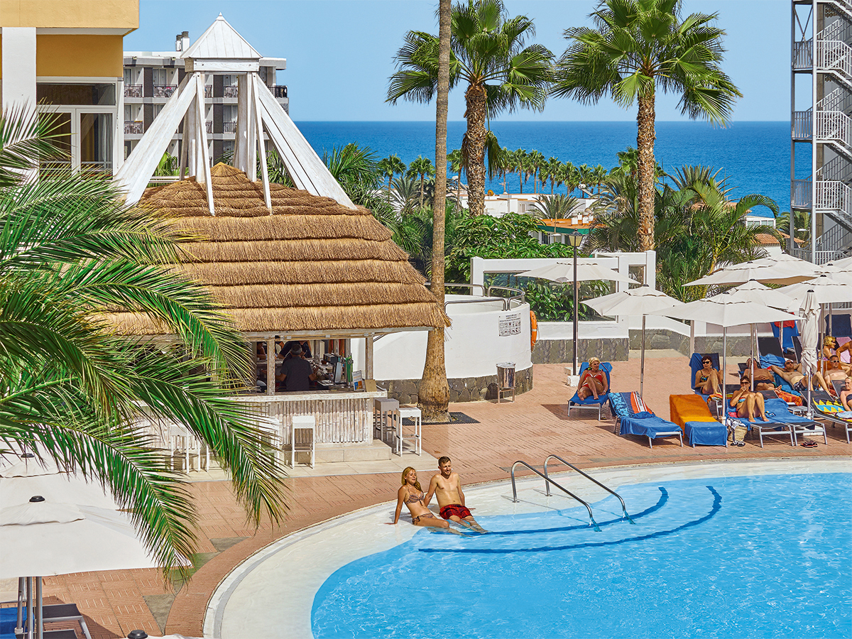 allsun Hotel Lucana – Zwembad met strandhut, Playa del Ingles