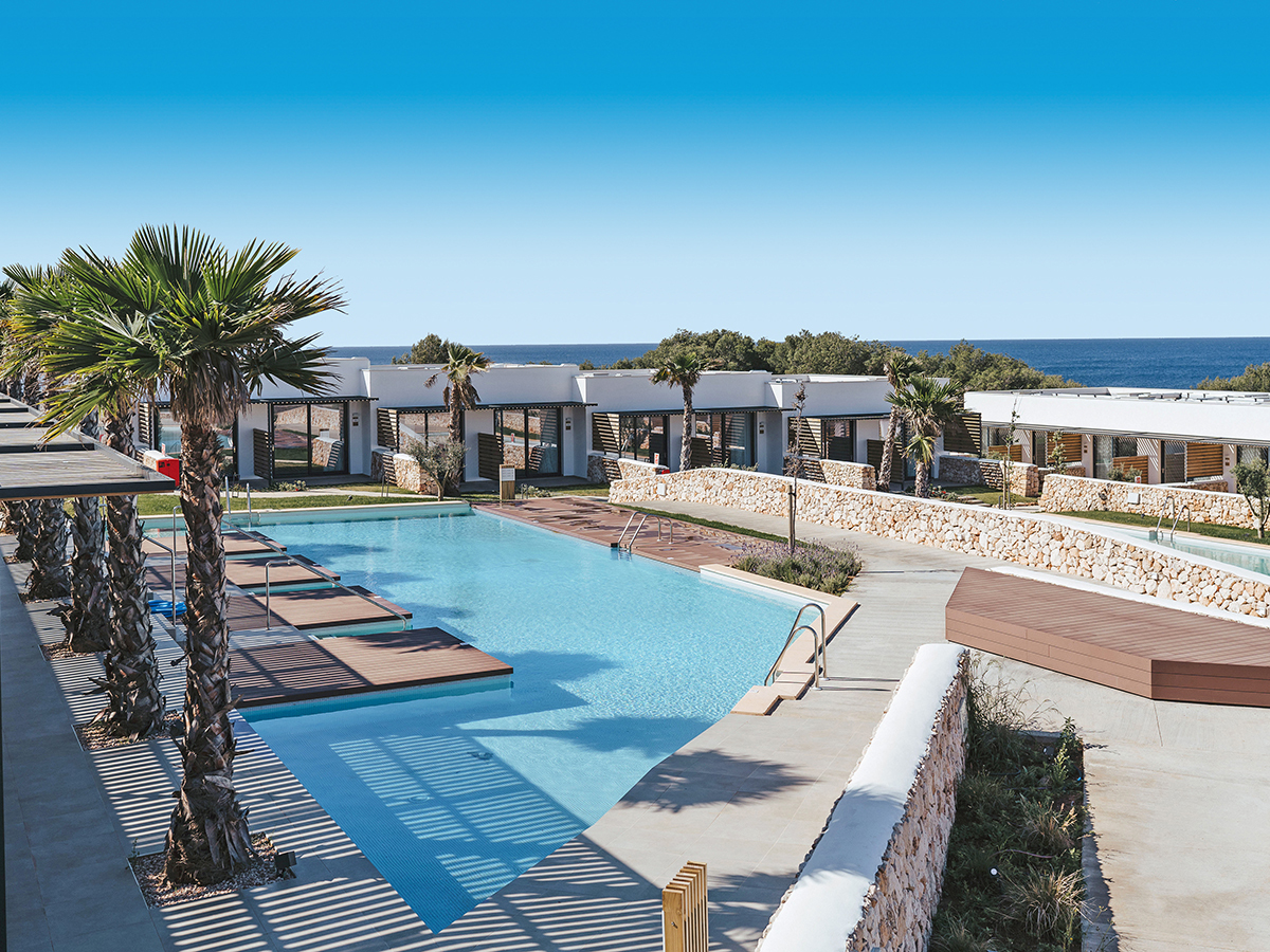 Barceló Nura – Zwembad met palmen, Biniancolla