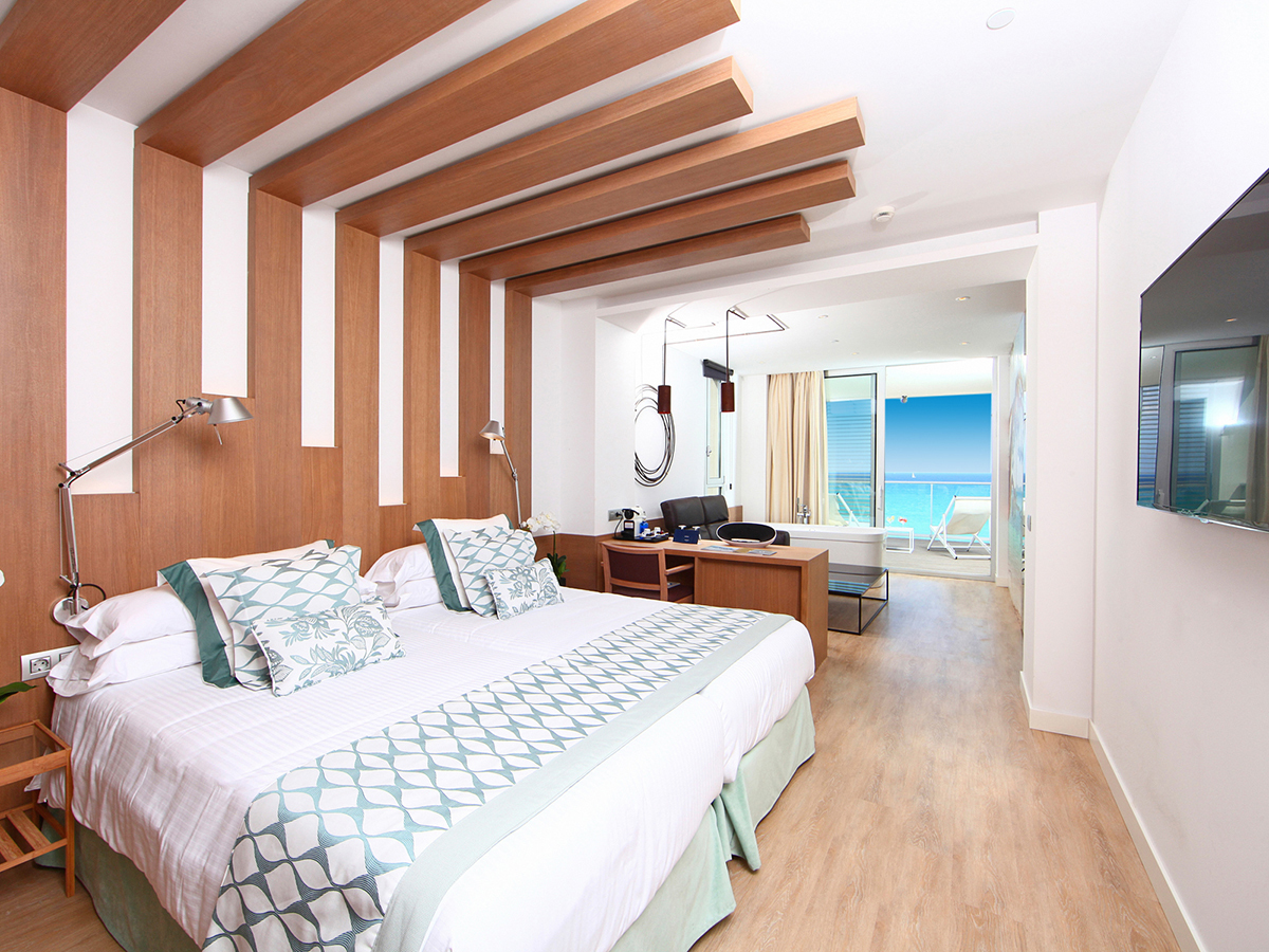 Pure Salt Garonda – Slaapkamer met zeezicht, Playa de Palma