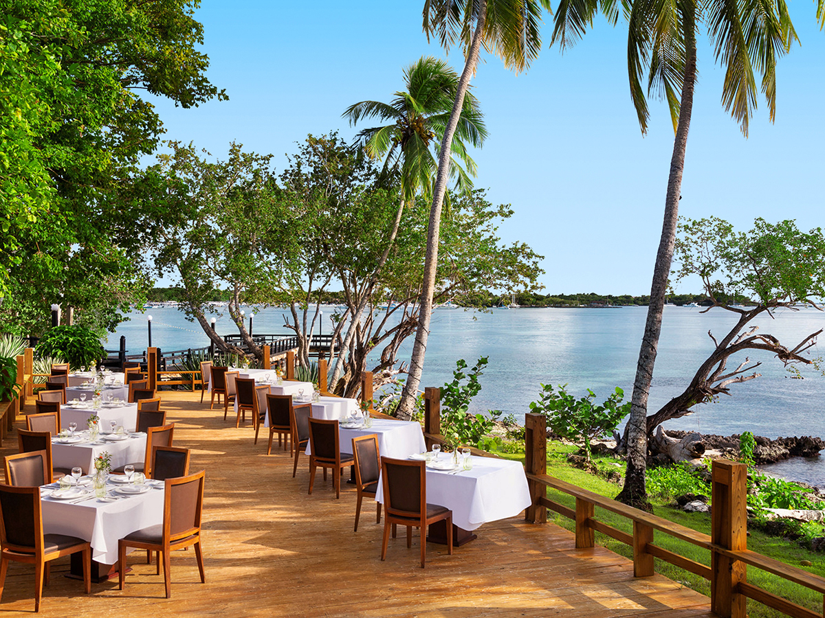 Dreams La Romana Resort & Spa – Terras aan het water, Bayahibe