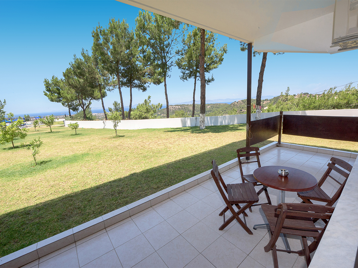 Helena Christina – Terras, Asgourou