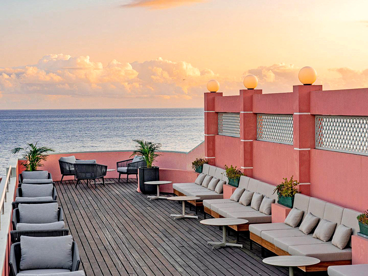 Terceira Mar Hotel – Dakterras bij zonsondergang, Angra do Heroismo