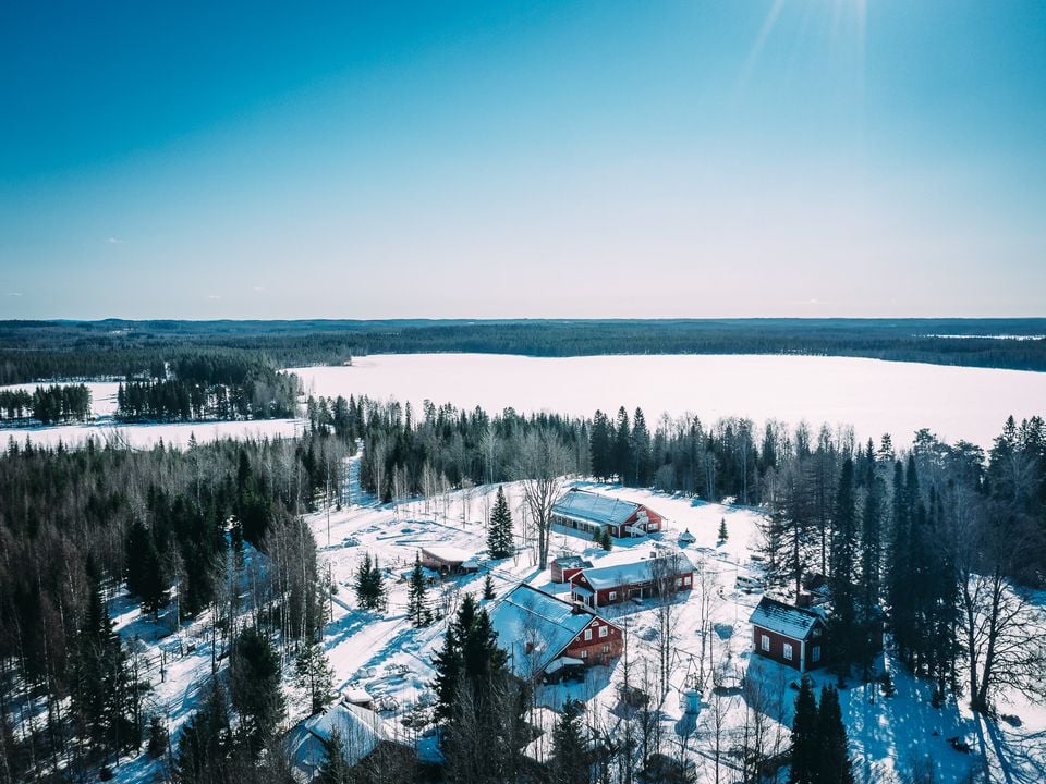 Valkeisen Loma