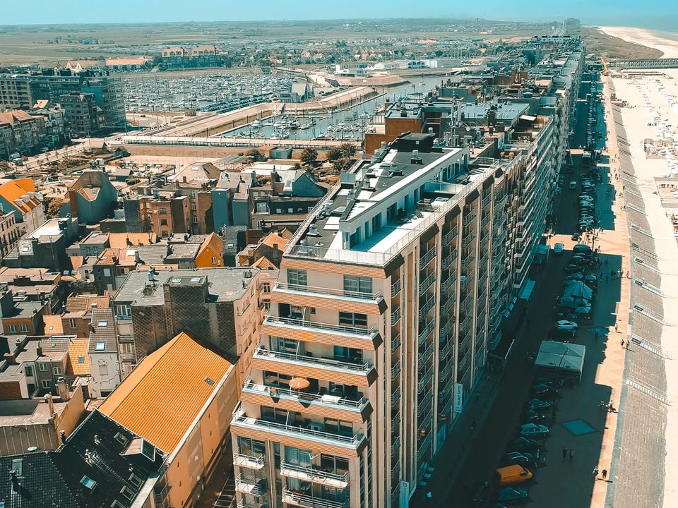 Holiday Suites Appartementen Blankenberge cover